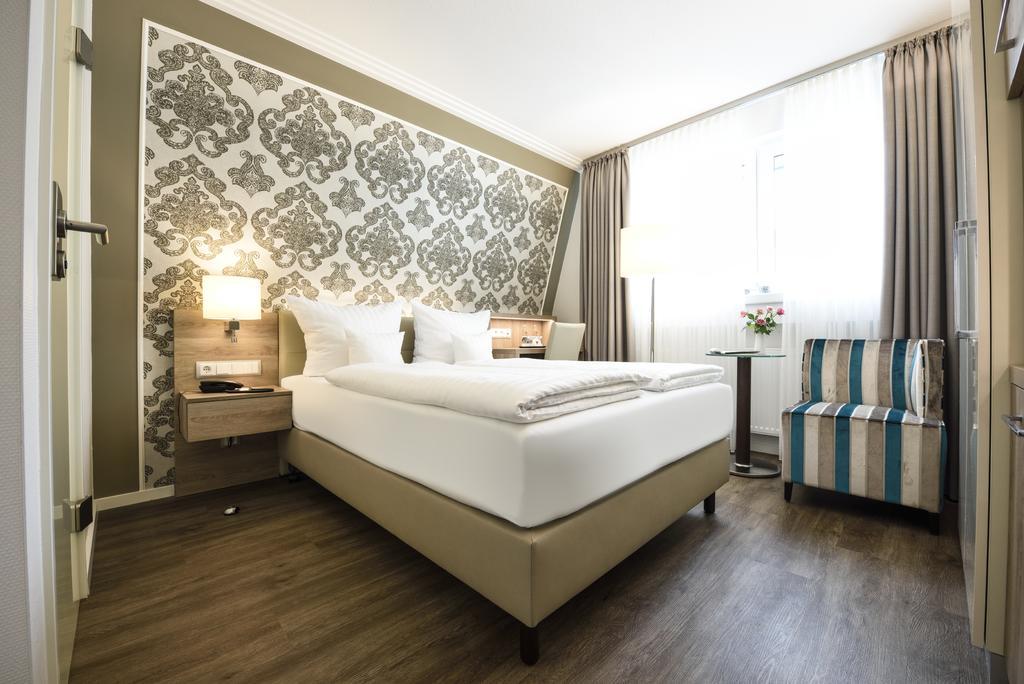 See Und Sporthotel Ankum Mit Lakeside Apartments Екстер'єр фото