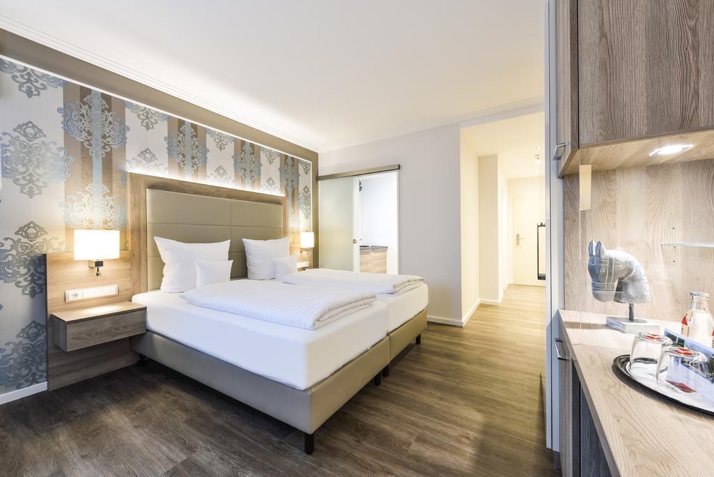 See Und Sporthotel Ankum Mit Lakeside Apartments Екстер'єр фото